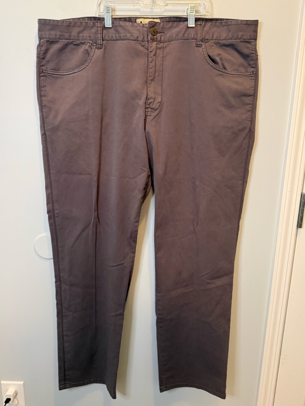 johnnie-O Men’s Flat Front Chino Pants Size 42x32 Mushroom Golf